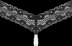 Underneath Seksivalineet<Mira Avohaara G-Stringit S/M