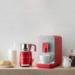 Smeg Kahvi Ja Tee<Bcc01Rdmeu Kahviautomaatti, Punainen