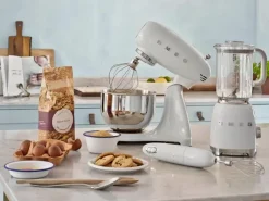 Smeg Ruoanvalmistuskoneet<Sauvasekoitinsetti, Valkoinen